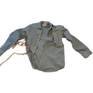 Banana Republic Classic Fit Button Down Shirt Medium Blue Strip Crisp Cotton